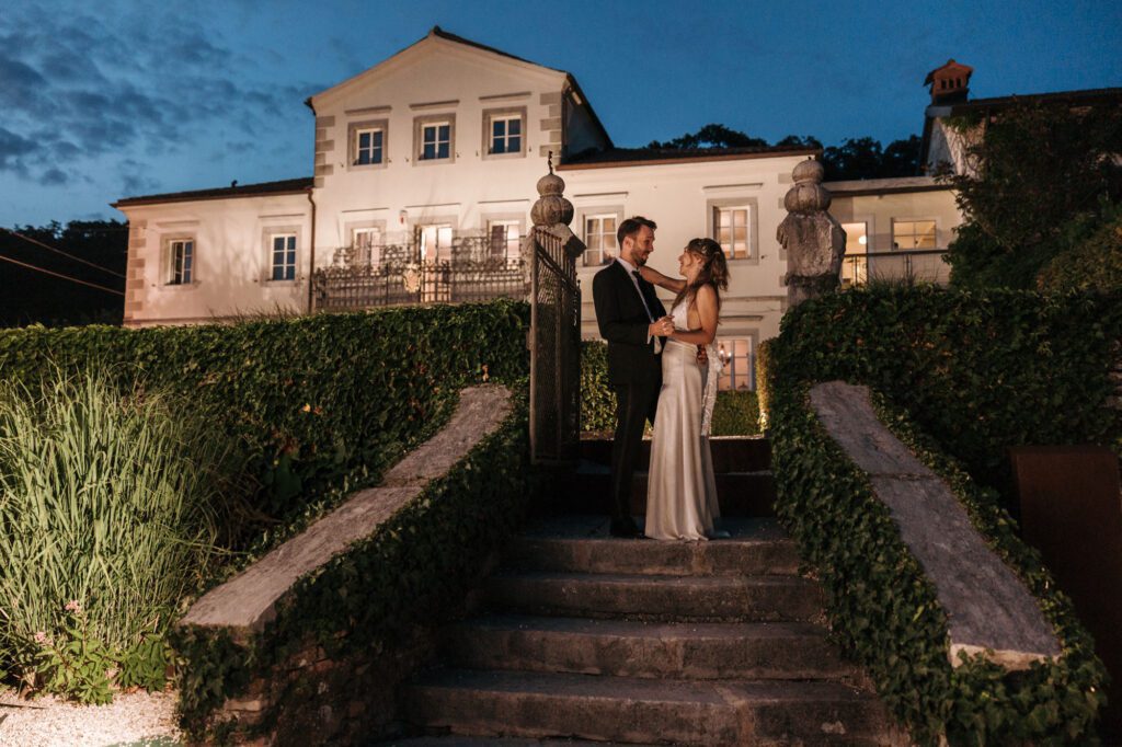 villa bonomo wedding night portrait trieste italy couple elegant villa evening